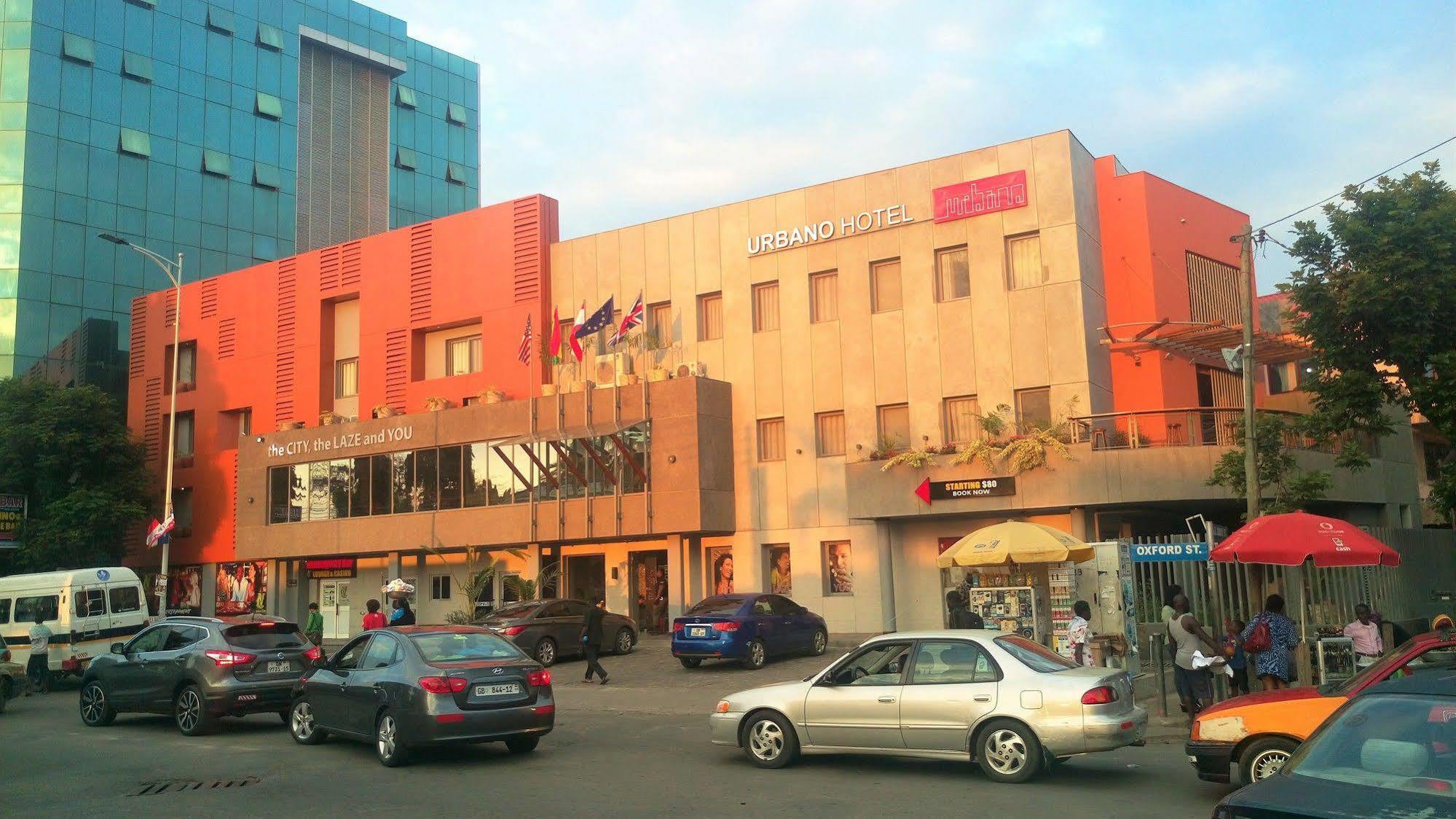 Urbano Hotel By Roots Wiaboman Esterno foto